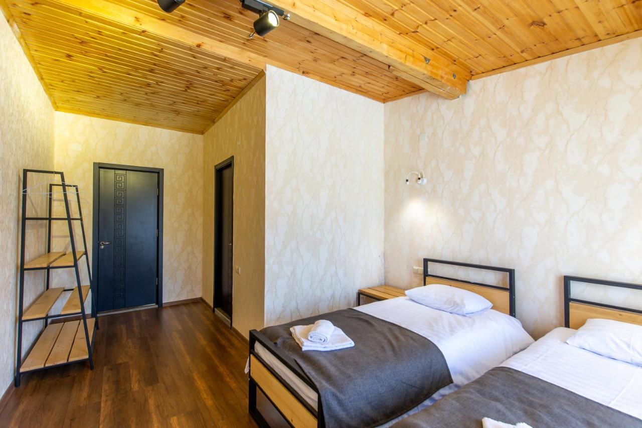 Mestia Hotel Amirani מראה חיצוני תמונה